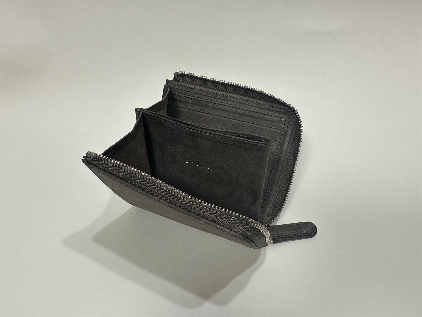 Lファスナーハーフウォレット